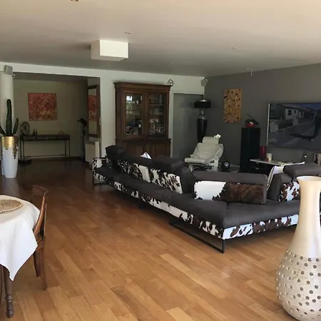 Superbe Avec Piscine فيلة